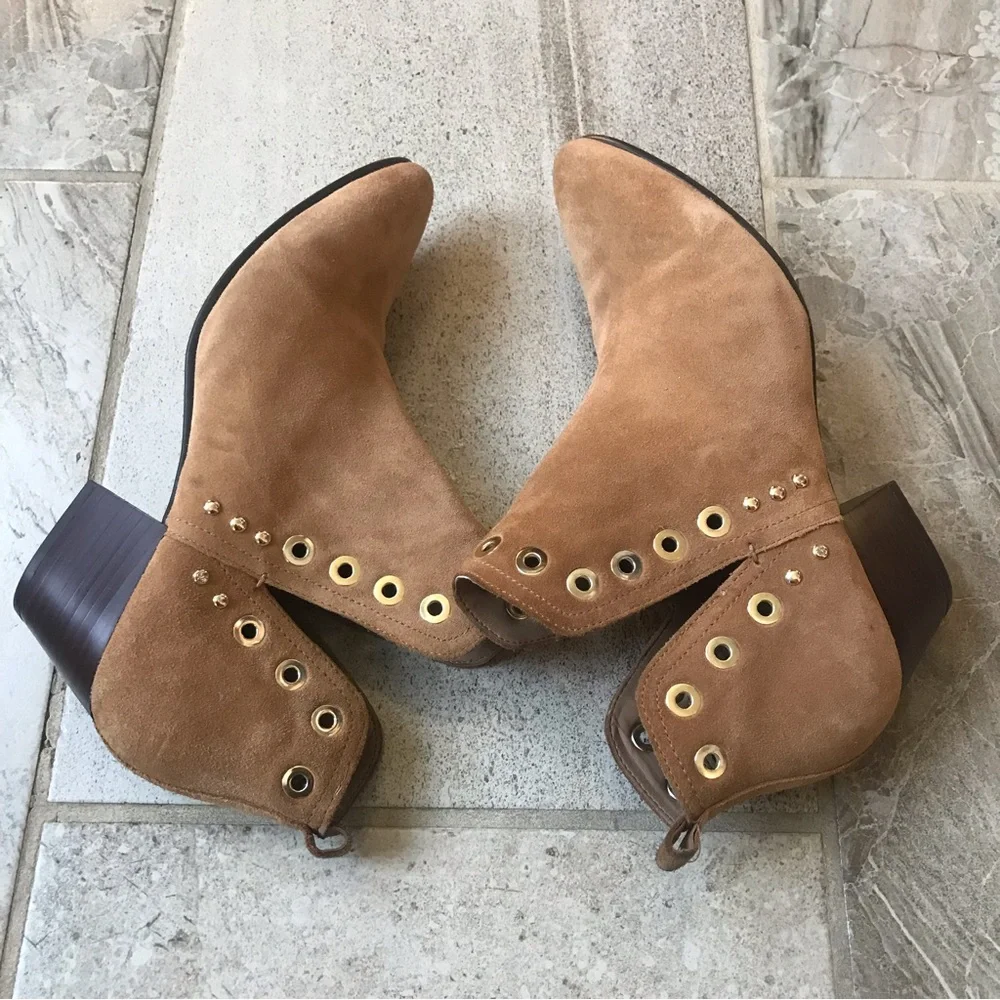 Sam Edelman Rubin Tan Brown Suede Grommet Booties, Size 9.5 Women.